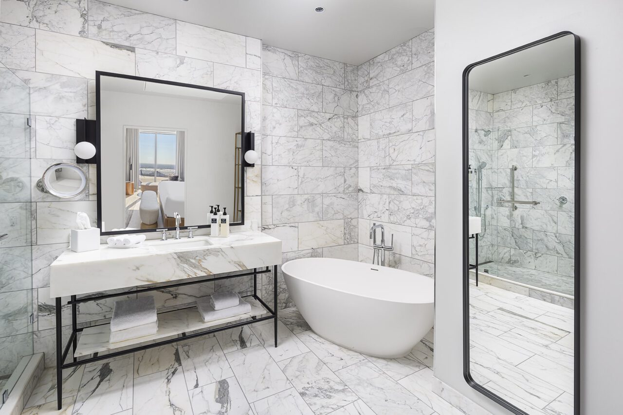 Presidential Suite, Second Bathroom - Signia by Hilton Atlanta