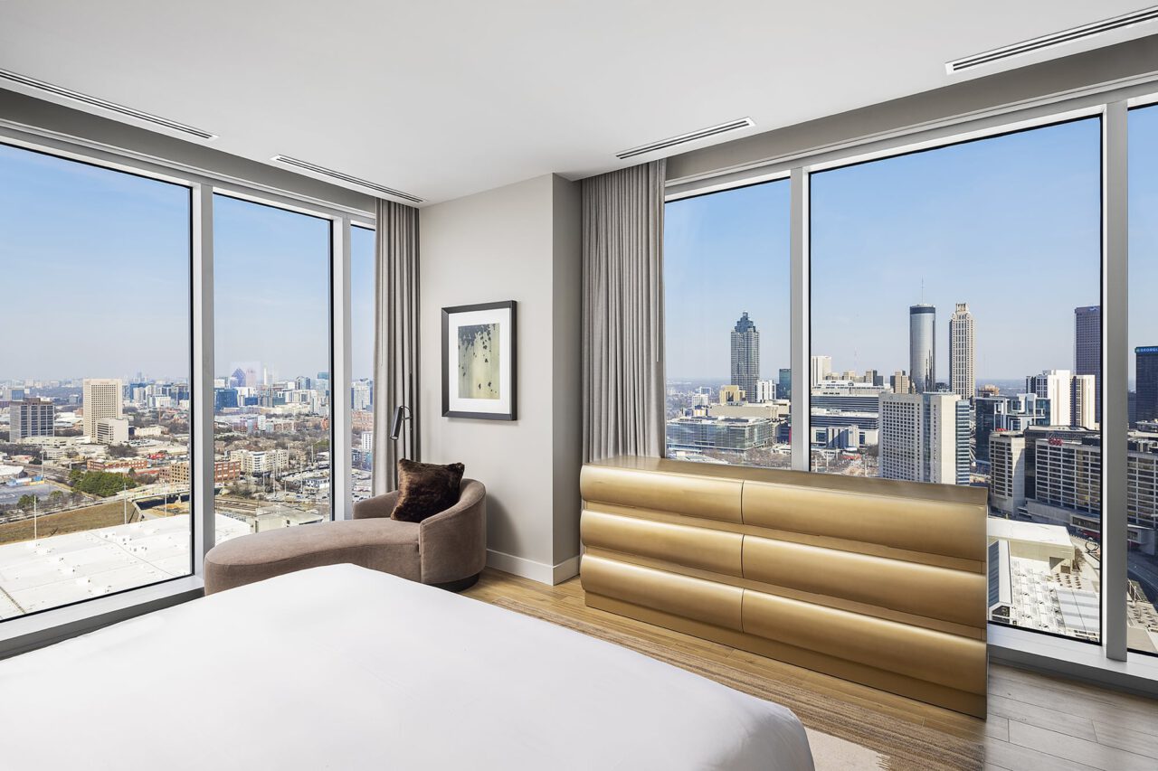 Presidential Suite, Master Bedroom - Signia by Hilton Atlanta