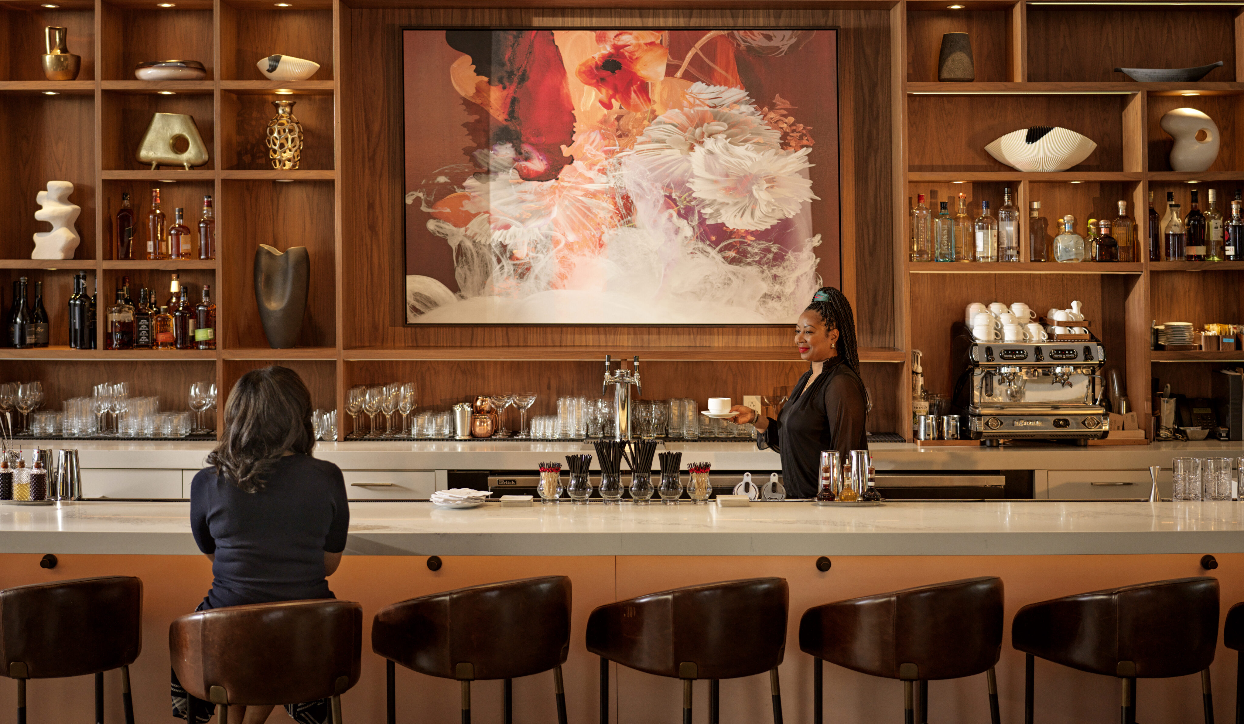 Club Signia Complimentary Bar - Signia by Hilton Atlanta